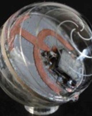 3d-printed_spherical_dipole_antenna_integrated_on_small_rf_node.jpg